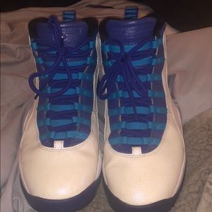 NIKE AIR JORDAN RETRO 10  CHARLOTTE EDITION